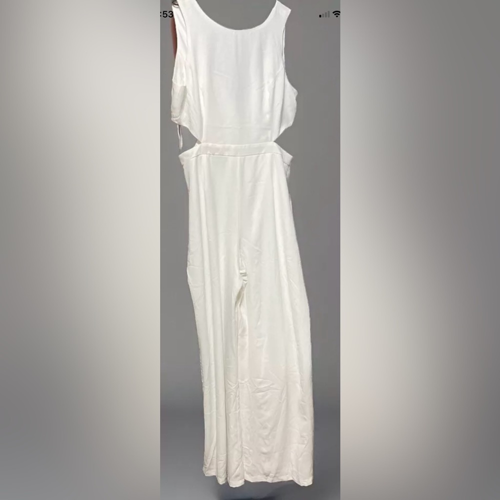 BRAND NEW Lulus Ivory Sleeveless Moments To Remember Jumpsuit Size XL